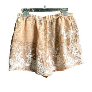 Nwt Aryn H Tan cream lace short